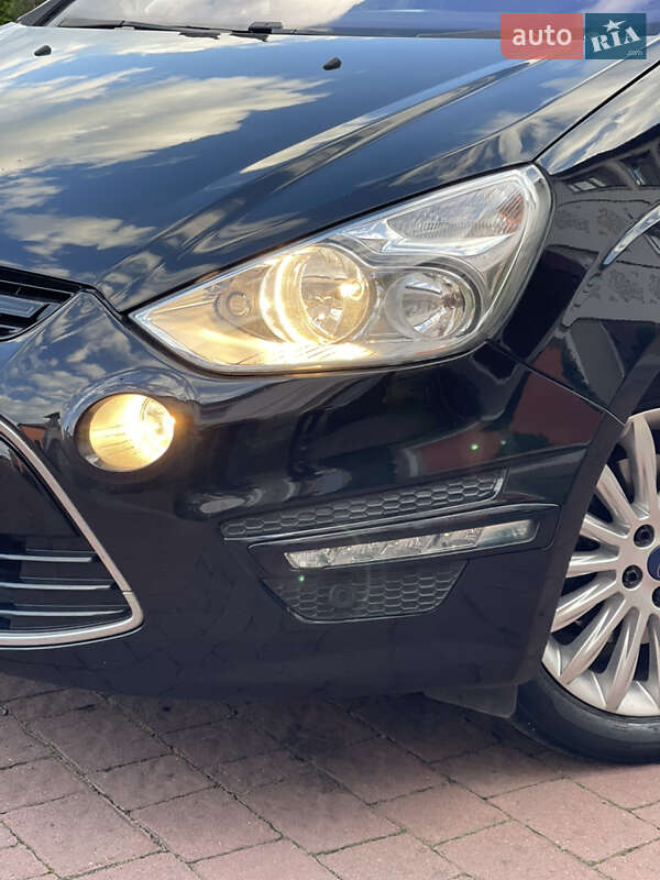 Минивэн Ford S-Max 2011 в Стрые