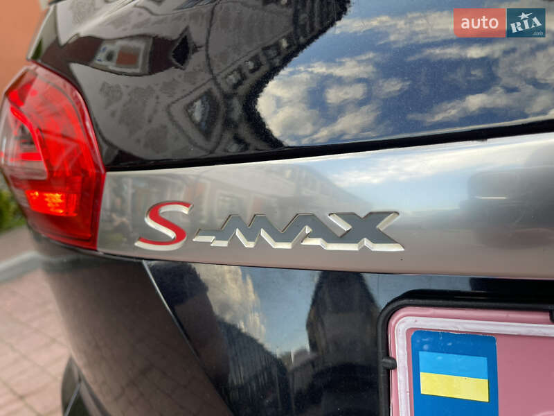 Минивэн Ford S-Max 2011 в Стрые