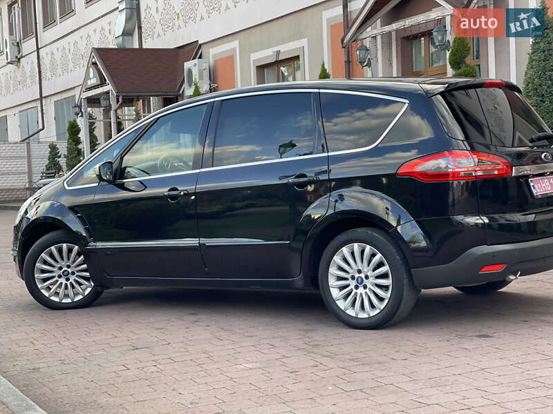 Минивэн Ford S-Max 2011 в Стрые