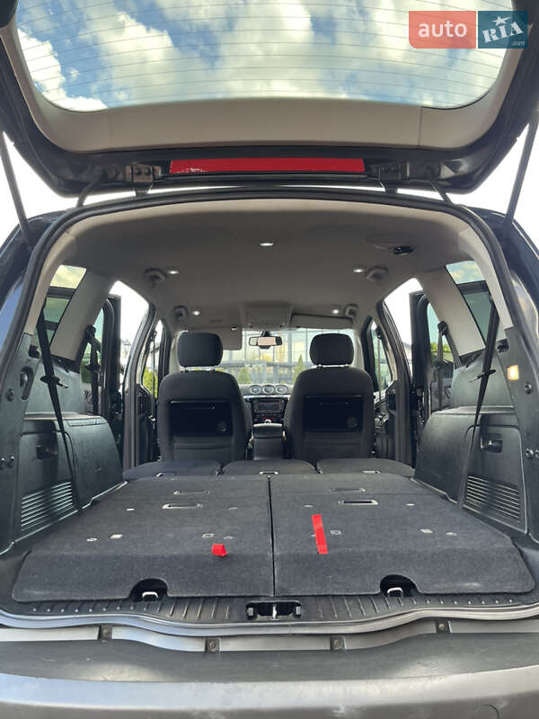 Минивэн Ford S-Max 2011 в Стрые
