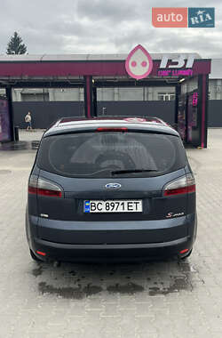 Минивэн Ford S-Max 2007 в 