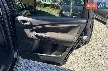 Минивэн Ford S-Max 2011 в 