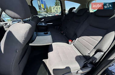 Минивэн Ford S-Max 2011 в 