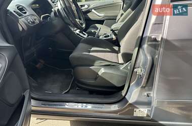 Минивэн Ford S-Max 2013 в 