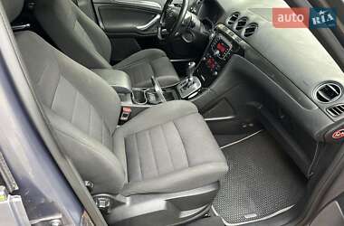 Минивэн Ford S-Max 2013 в 