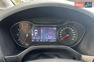 Минивэн Ford S-Max 2013 в 
