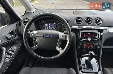 Минивэн Ford S-Max 2013 в 