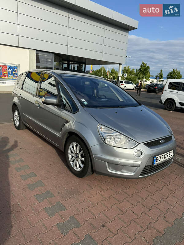 Минивэн Ford S-Max 2007 в 