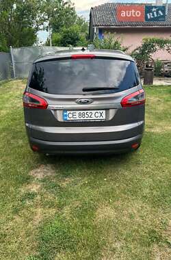 Минивэн Ford S-Max 2013 в 