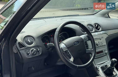 Минивэн Ford S-Max 2006 в 