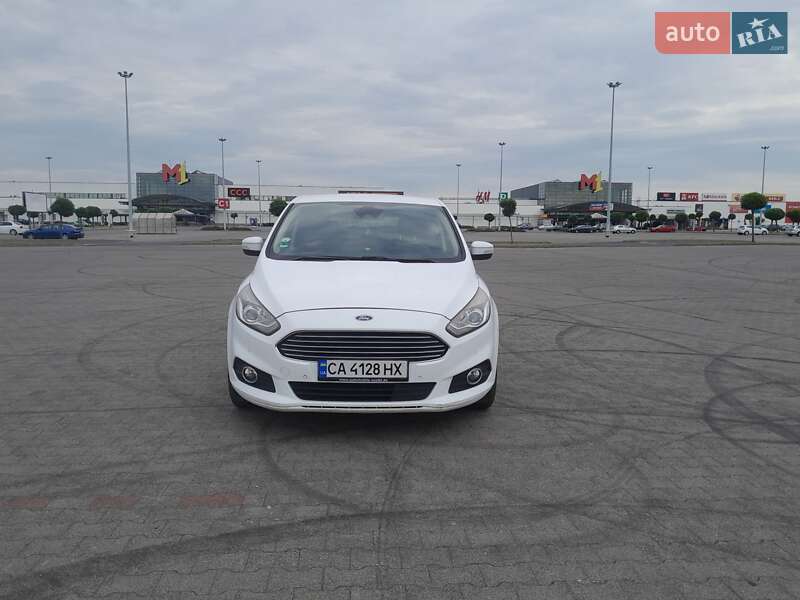 Мінівен Ford S-Max 2015 в Черкасах