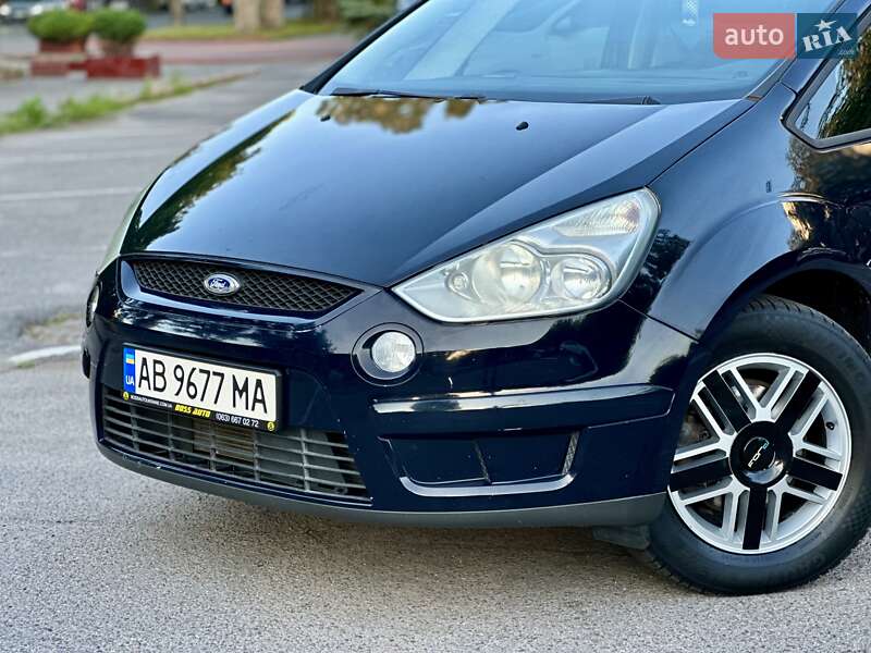 Минивэн Ford S-Max 2007 в 