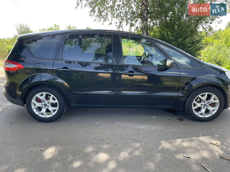Минивэн Ford S-Max 2011 в Владимире