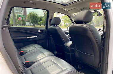 Мінівен Ford S-Max 2010 в 