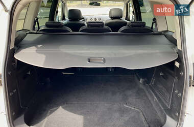 Мінівен Ford S-Max 2010 в 