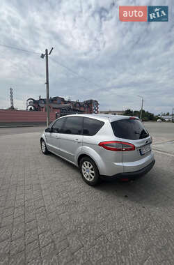 Минивэн Ford S-Max 2012 в 