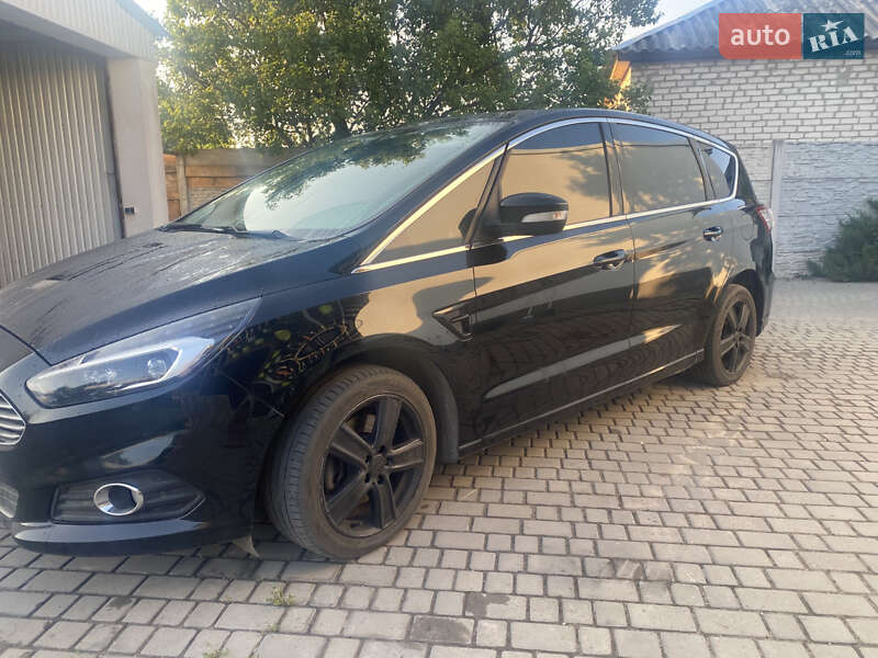 Ford S-Max 2015