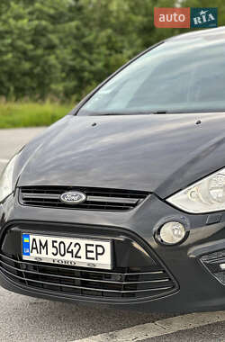 Минивэн Ford S-Max 2014 в 