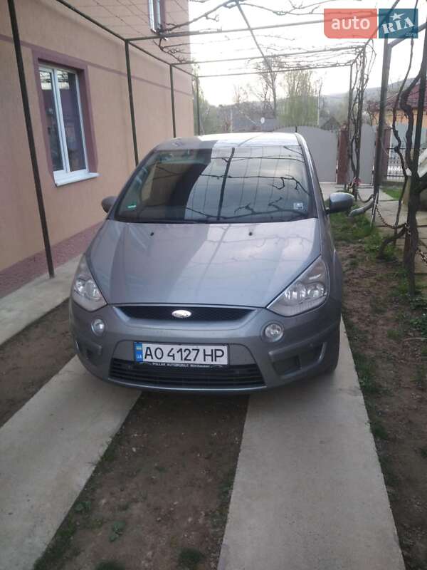 Ford S-Max 2009