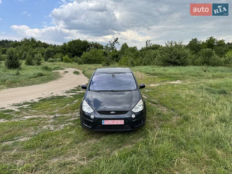 Минивэн Ford S-Max 2009 в Киеве