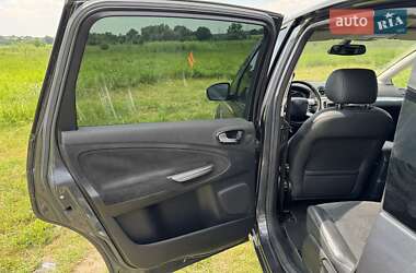 Минивэн Ford S-Max 2009 в 