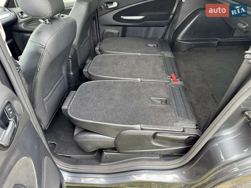 Минивэн Ford S-Max 2009 в Киеве