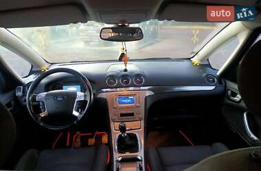 Минивэн Ford S-Max 2009 в 