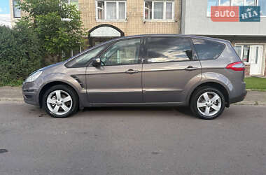 Минивэн Ford S-Max 2012 в 