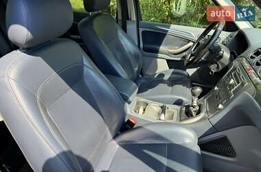 Минивэн Ford S-Max 2006 в 