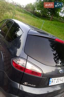 Минивэн Ford S-Max 2006 в 