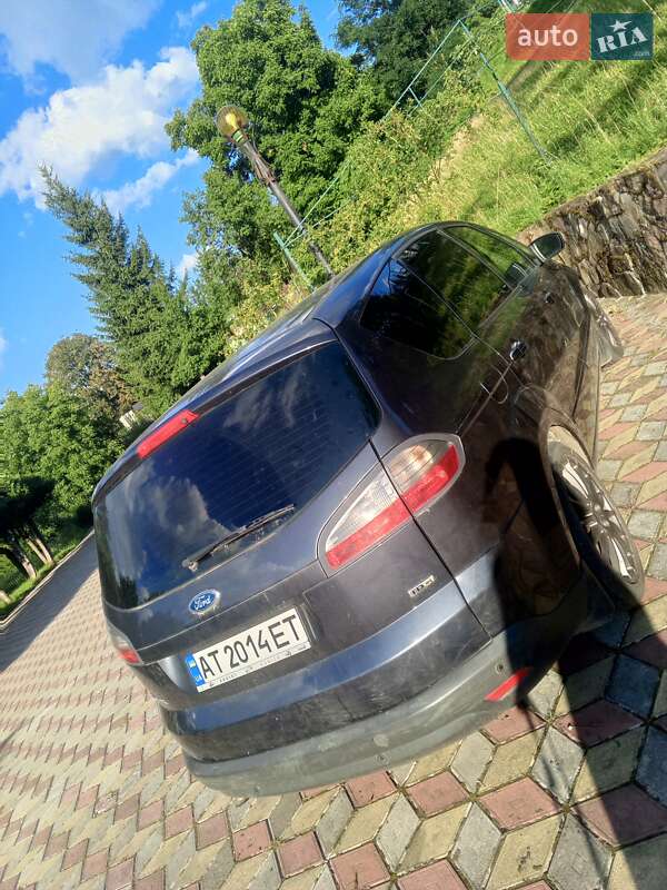 Минивэн Ford S-Max 2006 в Косове