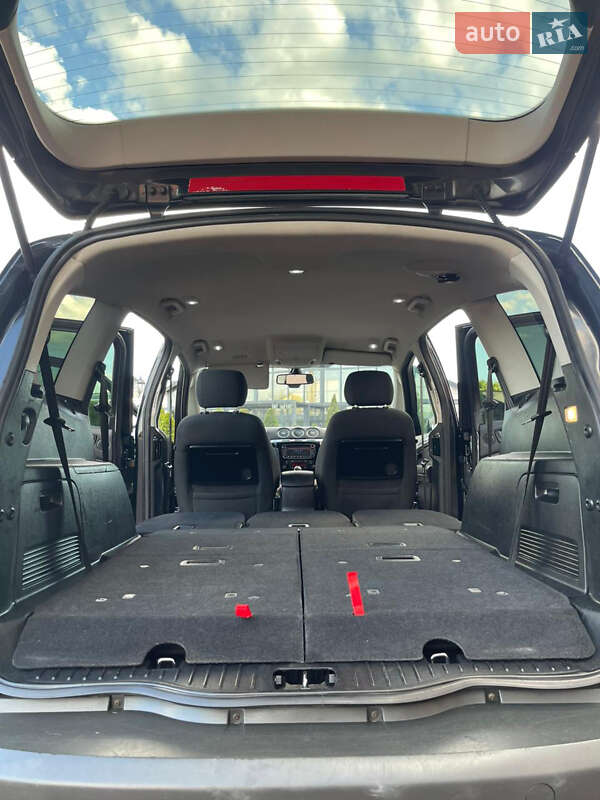 Минивэн Ford S-Max 2011 в Стрые