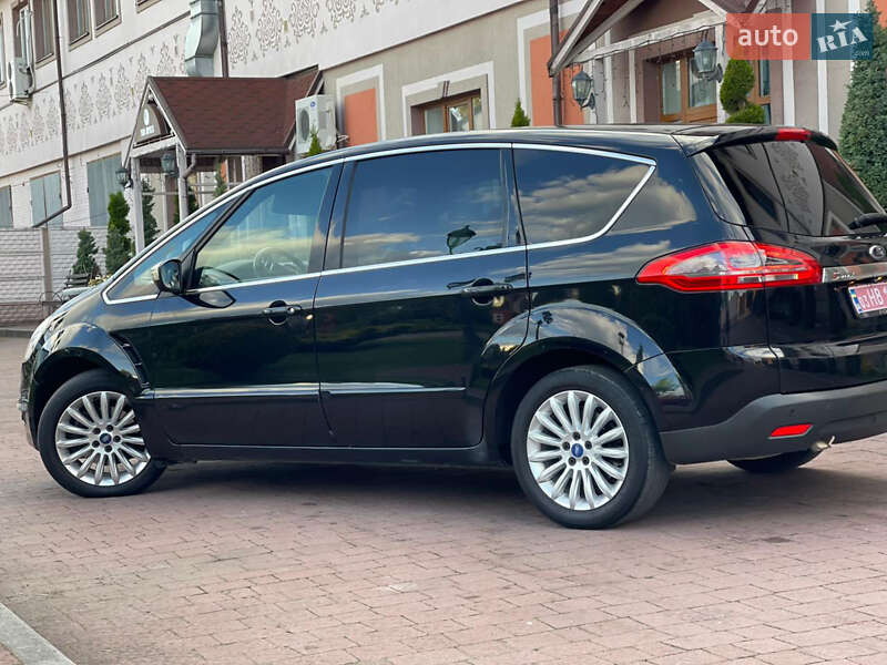 Минивэн Ford S-Max 2011 в Стрые