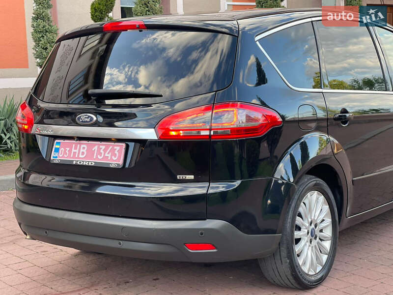 Минивэн Ford S-Max 2011 в Стрые