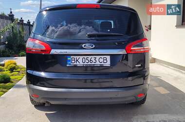Минивэн Ford S-Max 2010 в 
