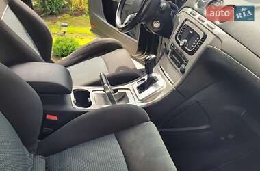 Минивэн Ford S-Max 2010 в 