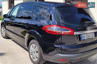 Минивэн Ford S-Max 2010 в 