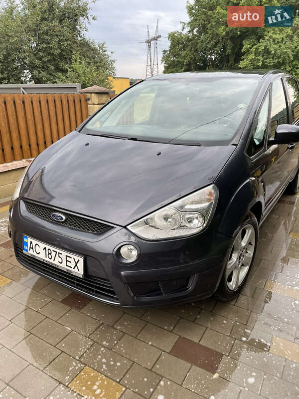 Мінівен Ford S-Max 2009 в Луцьку