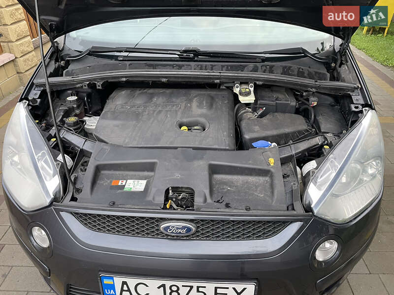 Мінівен Ford S-Max 2009 в Луцьку