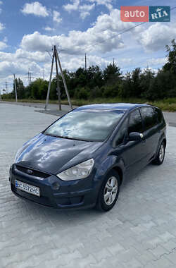 Минивэн Ford S-Max 2007 в 