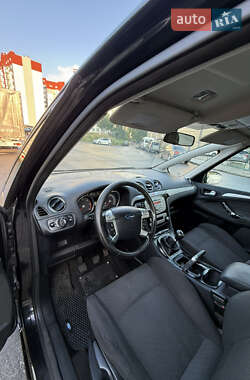 Мінівен Ford S-Max 2007 в 