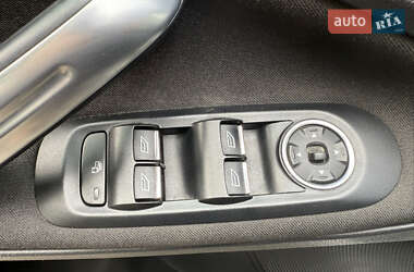 Минивэн Ford S-Max 2010 в 