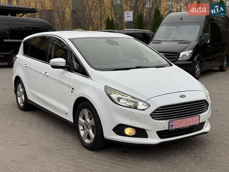 Минивэн Ford S-Max 2018 в 