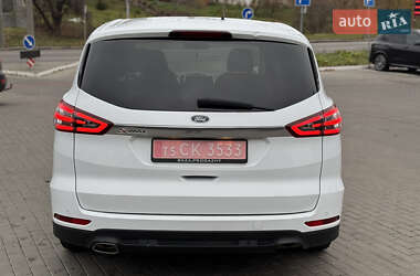 Минивэн Ford S-Max 2018 в 