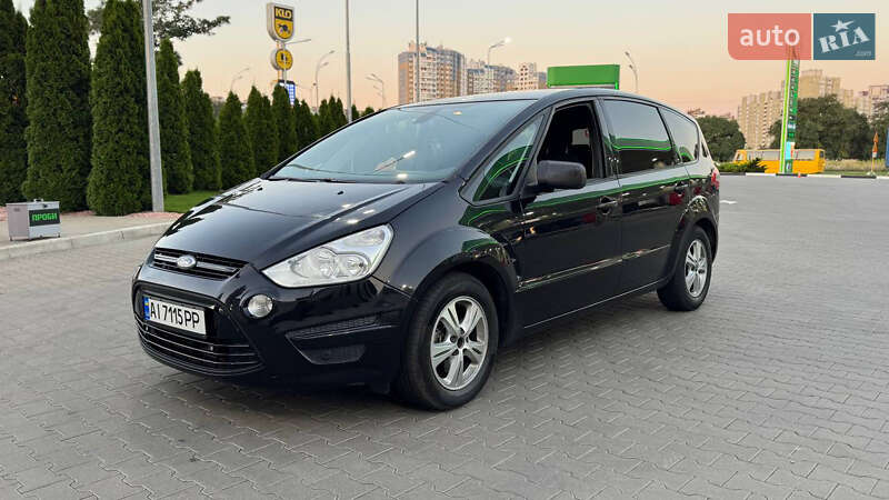 Минивэн Ford S-Max 2011 в Киеве