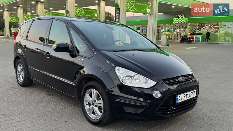 Минивэн Ford S-Max 2011 в Киеве