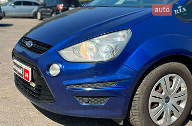 Минивэн Ford S-Max 2013 в 