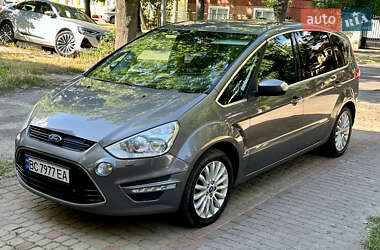 Ford S-Max 2012