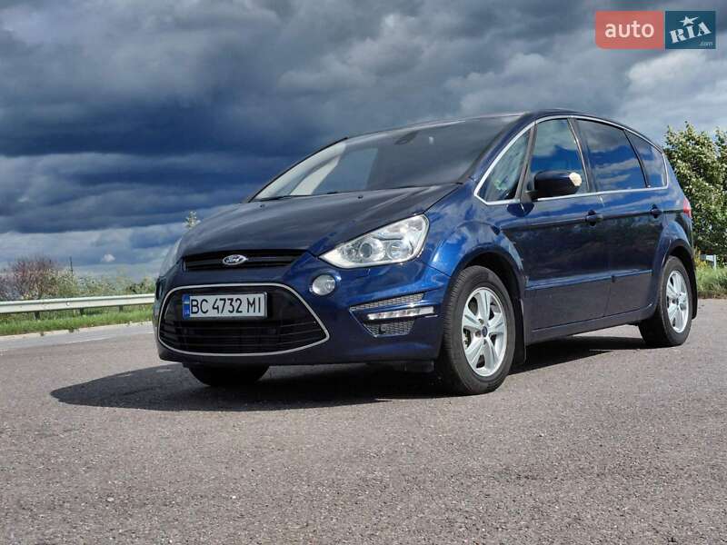 Минивэн Ford S-Max 2010 в Щирце