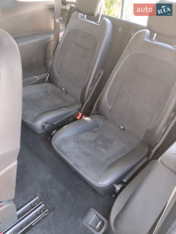 Минивэн Ford S-Max 2010 в Щирце